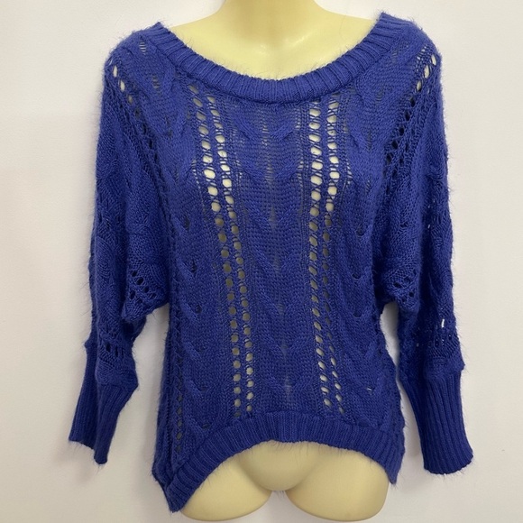 dELiA*s Blue Knit Sweater size XS - Picture 1 of 5